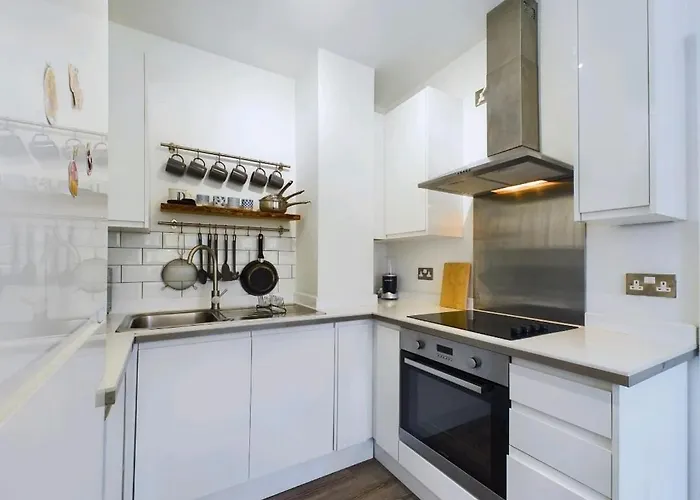 Lägenhet Cozy Flat With Parking Perfect For Families