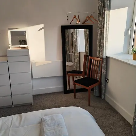 Cozy Flat With Parking Perfect For Families 公寓 约克