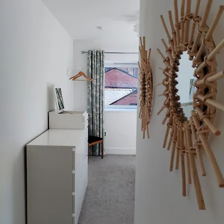 Apartment Cozy Flat With Parking Perfect For Families *