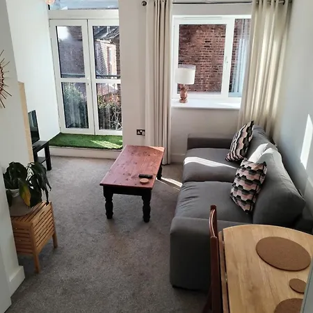 Cozy Flat With Parking Perfect For Families * 约克