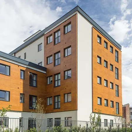 Cozy Flat With Parking Perfect For Families 约克